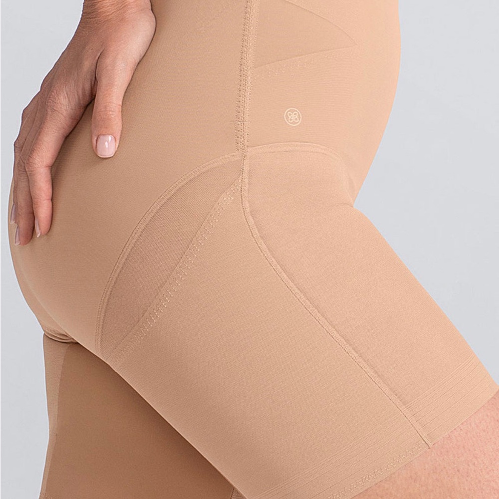 Honeylove Shapewear Shorts in Nude